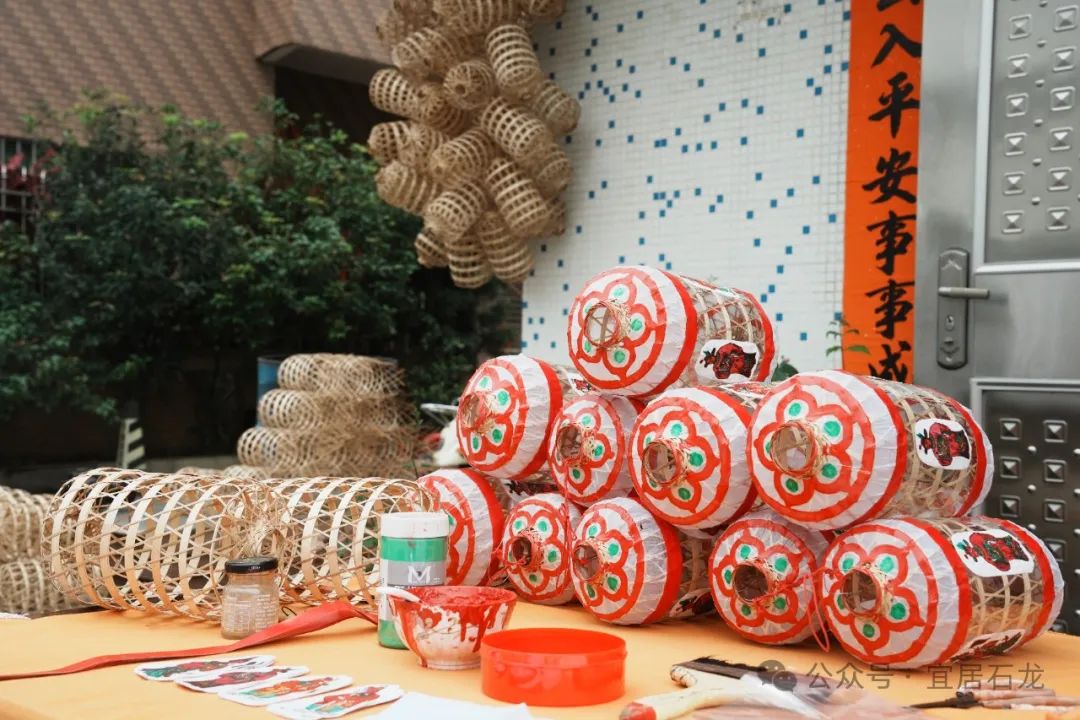 Foreign influencers experience Mid-Autumn in Dongguan
