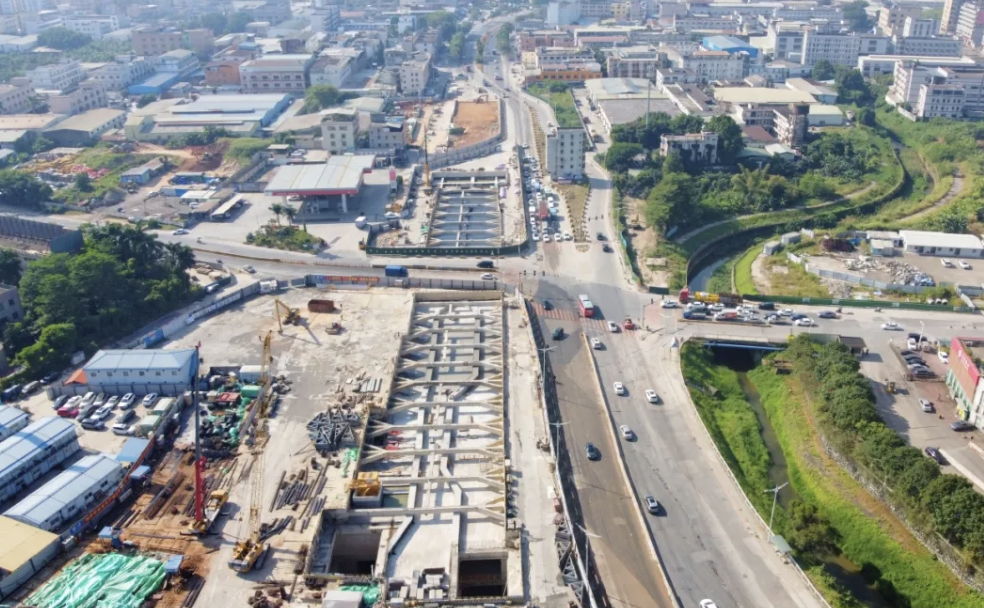 All stations topped out on Dongguan Metro Line 1