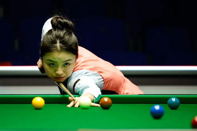 Dongguan player Bai makes snooker history with stunning wins
