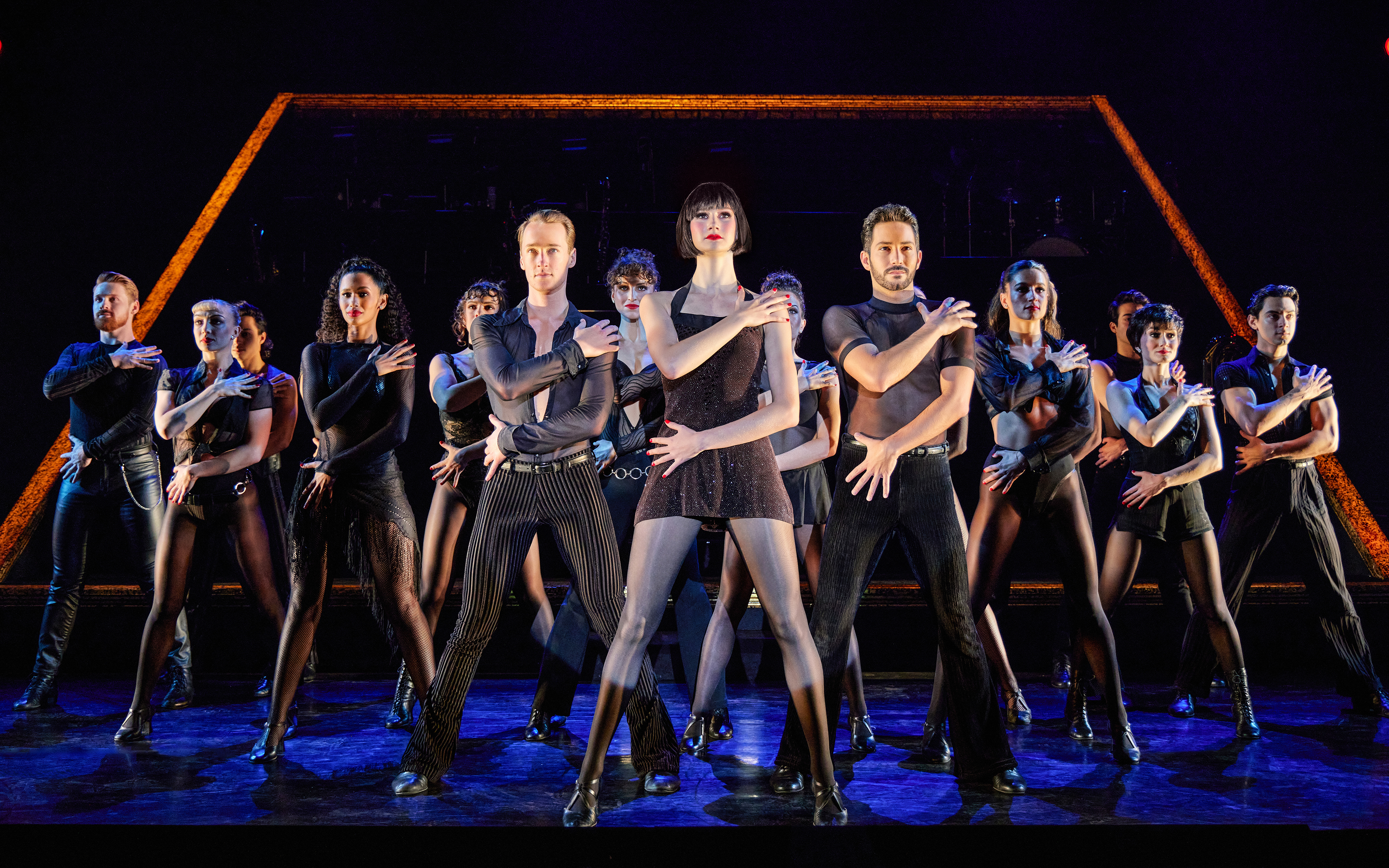 CHICTOUR_0174_Kailin Brown as Velma Kelly and Company in the Touring Production of CHICAGO Credit Jeremy Daniel.jpg