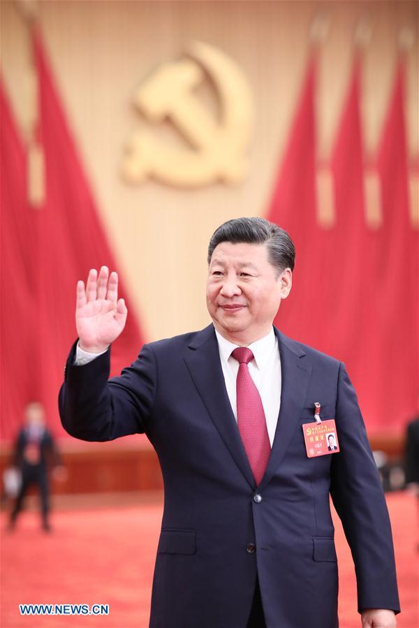  Xi Jinping, general secretary of the Communist Party of China (CPC) Central Committee, meet s with more than 2,700 delegates, specially invited delegates and non-voting participants of the 19th CPC National Congress in Beijing, on October 25, 2017. [Photo: Xinhua]